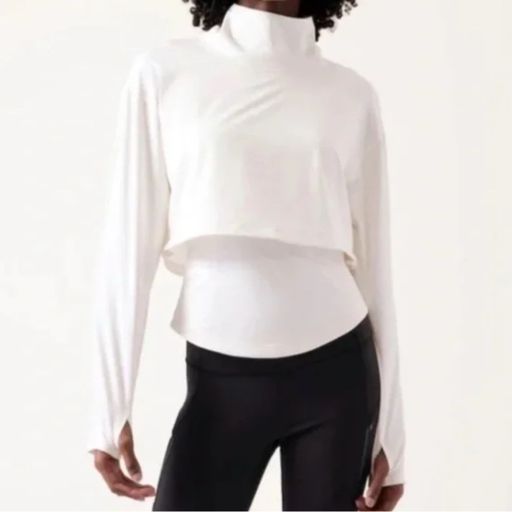 Athleta Funnel Neck Whistler Hybrid Top w/drawstring - good for cold weather!!